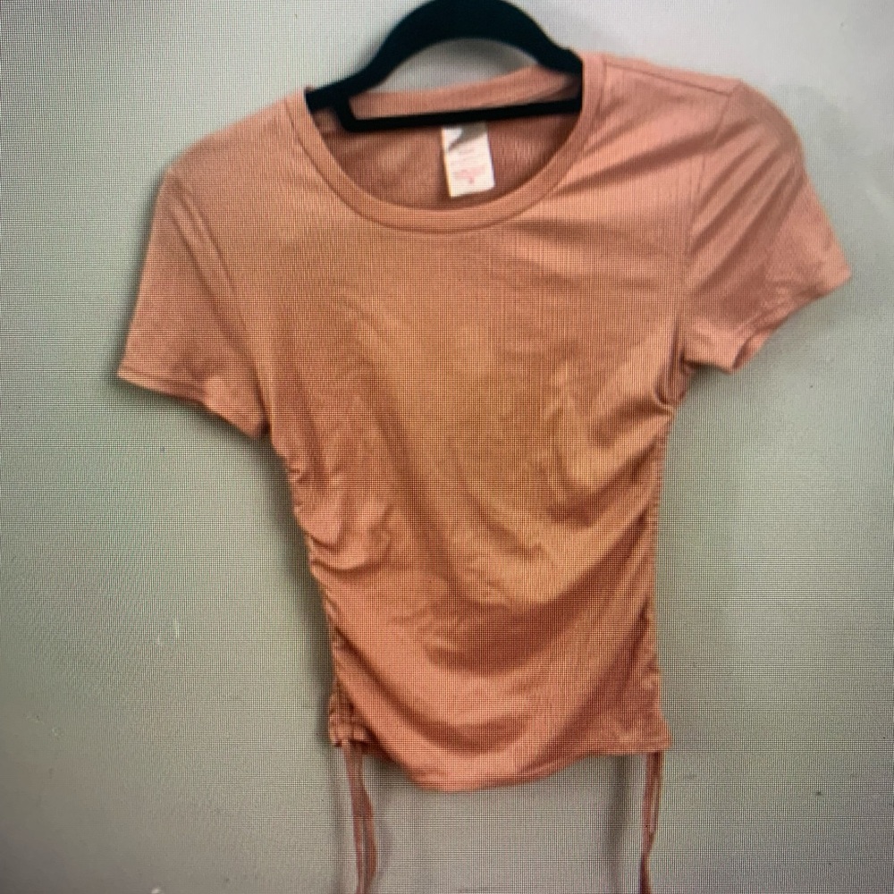 Women's Peach Top